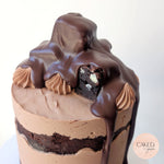 Load image into Gallery viewer, Chocolate Addict - Cakes &amp; Dessert Bars

